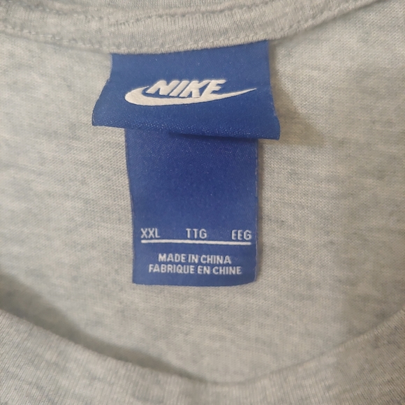 Workout tank top - Picture 3 of 3